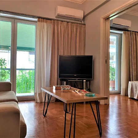 Marina's City Center 2 Bedrooms Apt *